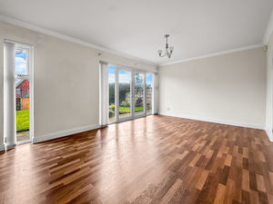 Photo 11- click for photo gallery